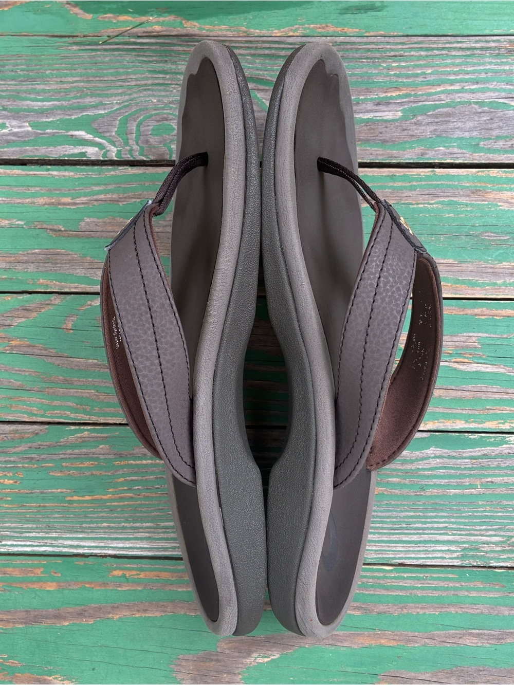 OluKai OHANA Womens Sz 8 Slip On Thong Sandals Brown Flip Flop Beach Summer - Picture 7 of 16